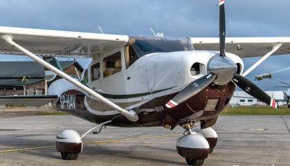 Cessna T206H SP-HAV